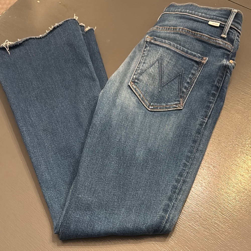 Women's Mother Blue Jeans...size 28 new without tags...the weekend fray size 28